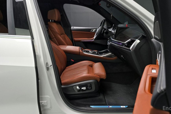 2025 BMW X7 с пробегом 13 120 км