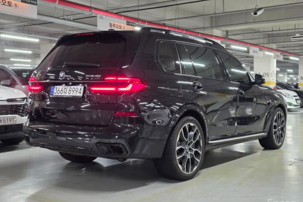 2024 BMW X7 с пробегом 37 000 км