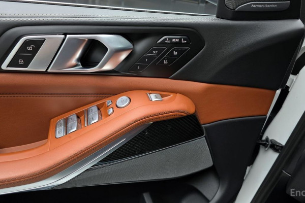 2025 BMW X7 с пробегом 3 273 км