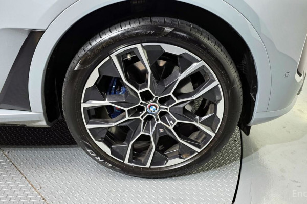 2024 BMW X7 с пробегом 18 920 км