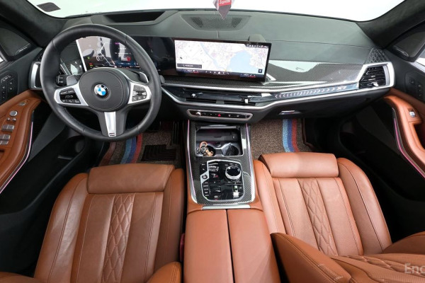 2025 BMW X7 с пробегом 7 193 км