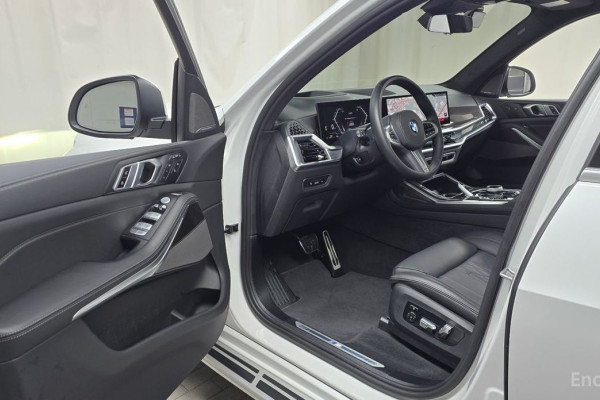 2025 BMW X7 с пробегом 20 790 км