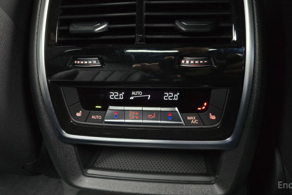 2025 BMW X7 с пробегом 20 790 км