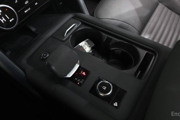 2023 Land Rover Discovery с пробегом 76 883 км