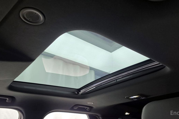 2023 Land Rover Discovery с пробегом 24 450 км