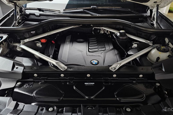 2022 BMW X7 с пробегом 59 672 км