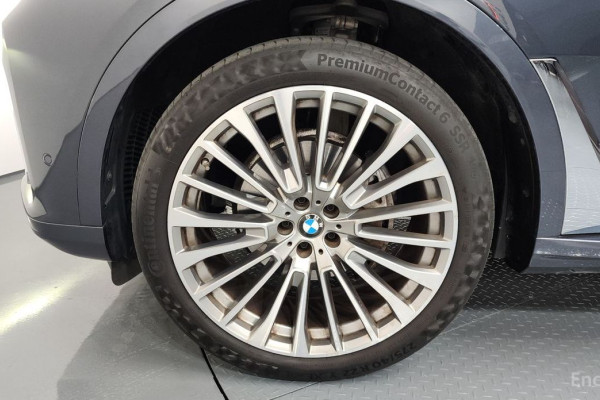 2022 BMW X7 с пробегом 56 210 км