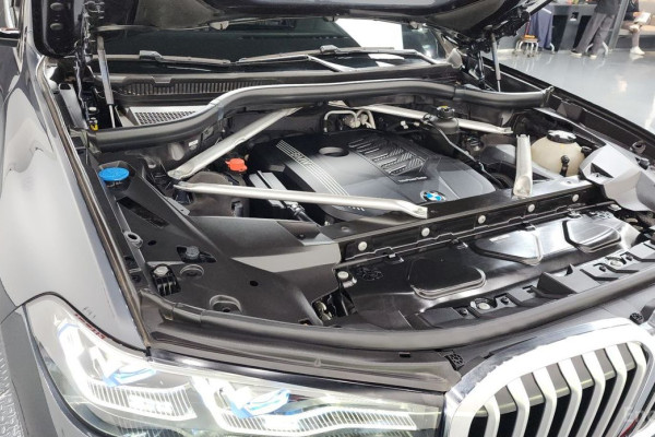 2022 BMW X7 с пробегом 56 210 км