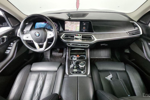 2022 BMW X7 с пробегом 56 210 км