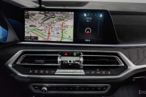 2022 BMW X7 с пробегом 56 210 км