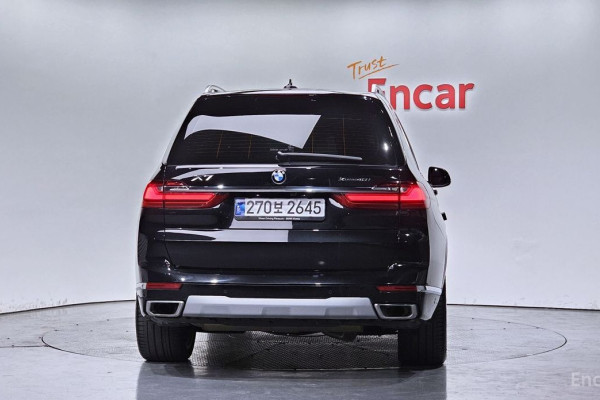 2022 BMW X7 с пробегом 19 604 км