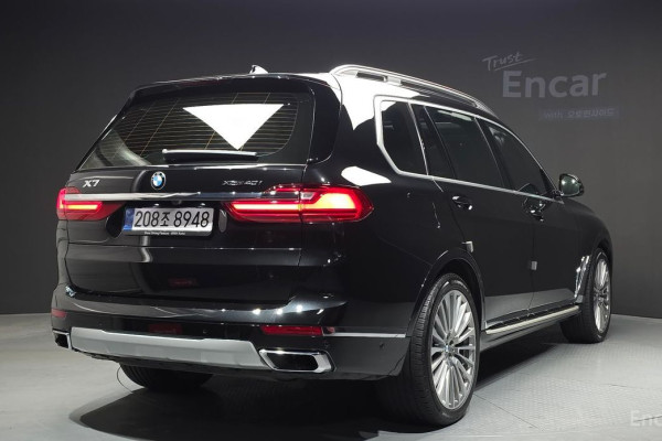 2022 BMW X7 с пробегом 142 825 км