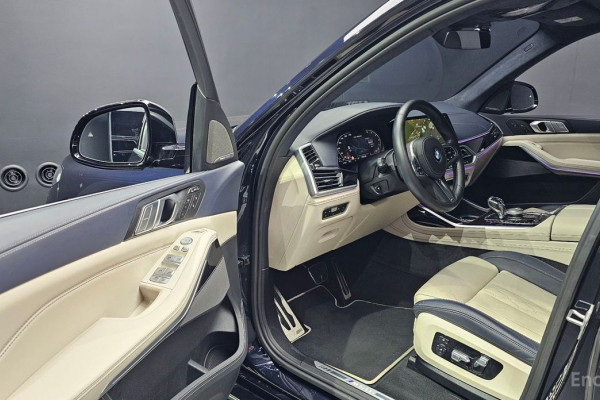 2022 BMW X7 с пробегом 73 337 км