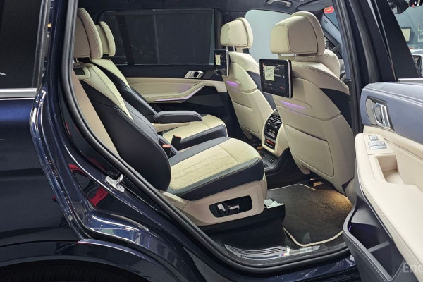 2022 BMW X7 с пробегом 73 337 км