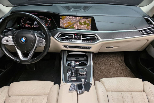 2022 BMW X7 с пробегом 142 825 км