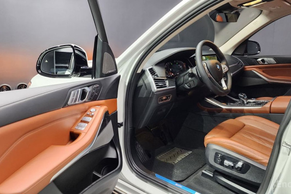 2022 BMW X7 с пробегом 94 693 км