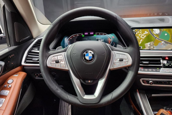 2022 BMW X7 с пробегом 94 693 км