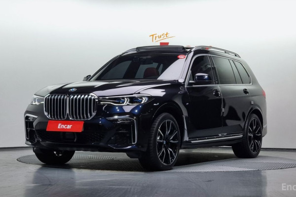 2022 BMW X7 с пробегом 57 842 км