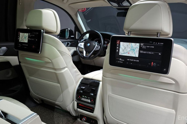 2022 BMW X7 с пробегом 142 825 км