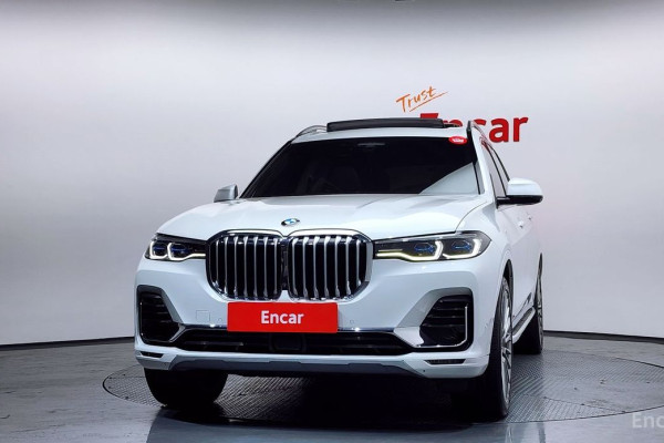 2022 BMW X7 с пробегом 79 235 км
