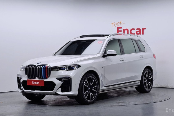 2022 BMW X7 с пробегом 35 515 км