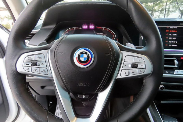 2022 BMW X7 с пробегом 25 000 км