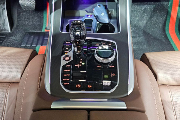 2022 BMW X7 с пробегом 64 344 км