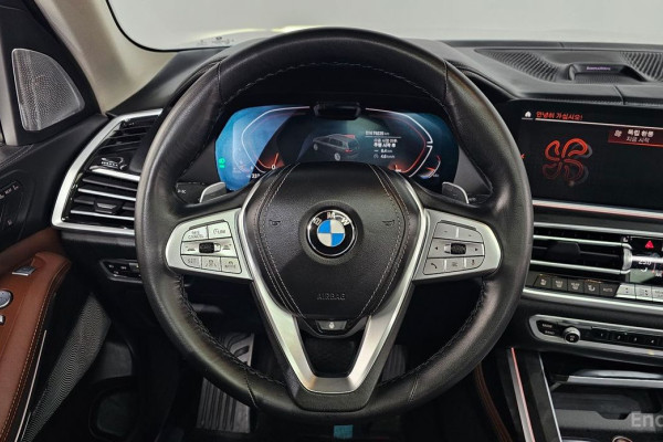 2022 BMW X7 с пробегом 79 235 км