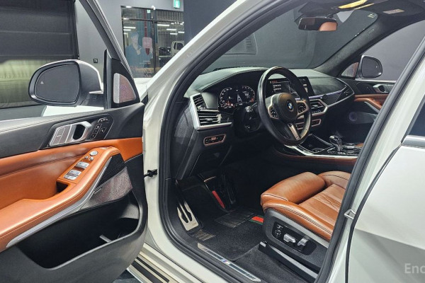 2022 BMW X7 с пробегом 106 094 км