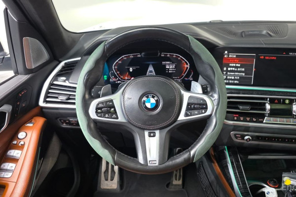 2022 BMW X7 с пробегом 73 540 км