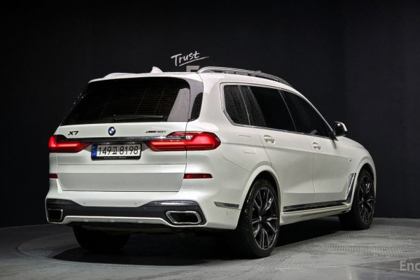 2022 BMW X7 с пробегом 80 609 км