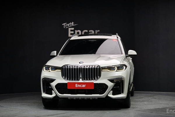 2022 BMW X7 с пробегом 80 609 км
