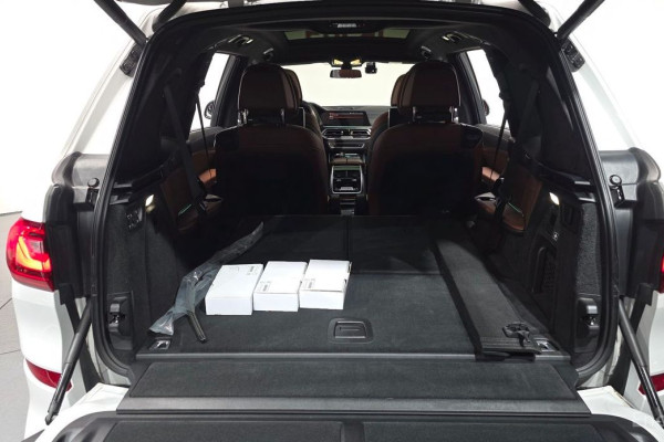 2022 BMW X7 с пробегом 73 540 км