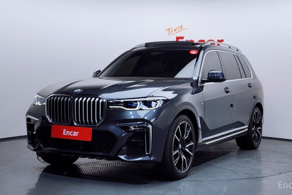 2022 BMW X7 с пробегом 57 319 км