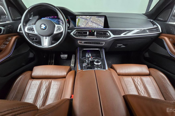 2022 BMW X7 с пробегом 80 609 км