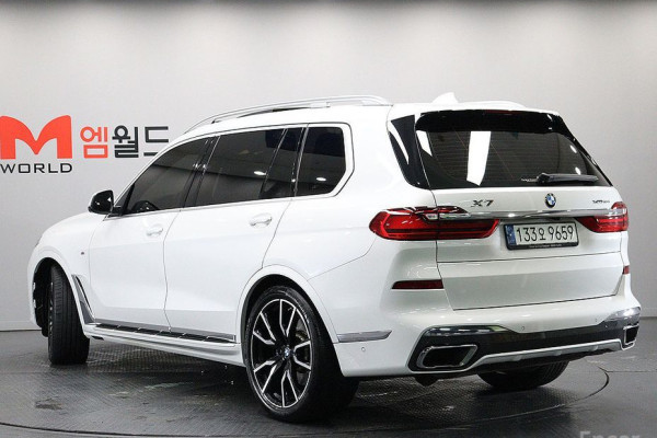 2022 BMW X7 с пробегом 58 100 км