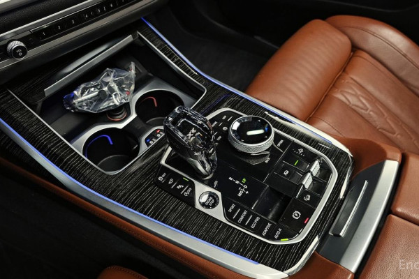 2022 BMW X7 с пробегом 109 377 км