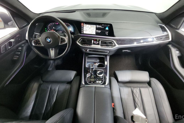 2022 BMW X7 с пробегом 30 811 км