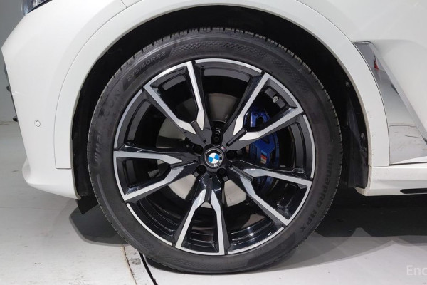 2022 BMW X7 с пробегом 78 520 км