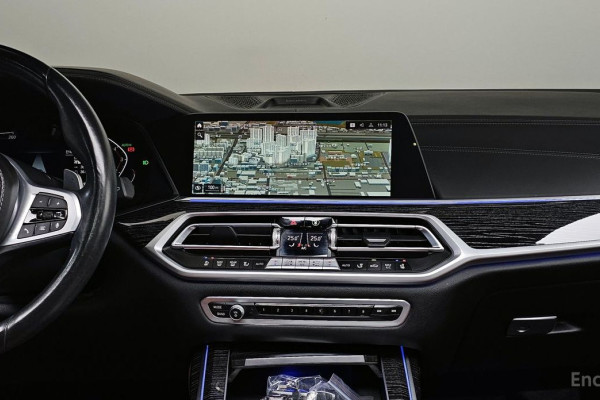 2022 BMW X7 с пробегом 109 377 км