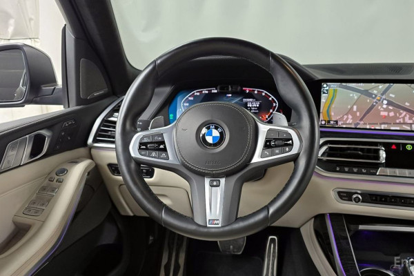 2022 BMW X7 с пробегом 52 462 км