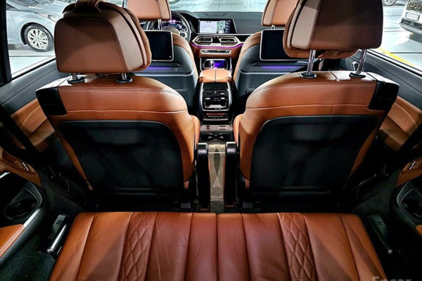 2022 BMW X7 с пробегом 59 833 км