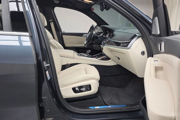 2022 BMW X7 с пробегом 55 613 км