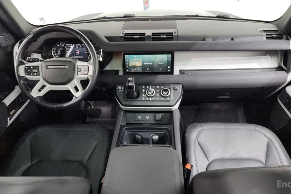 2022 Land Rover Defender с пробегом 54 017 км