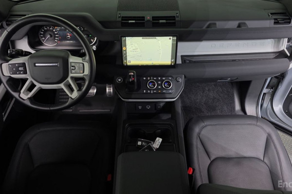 2022 Land Rover Defender с пробегом 17 590 км