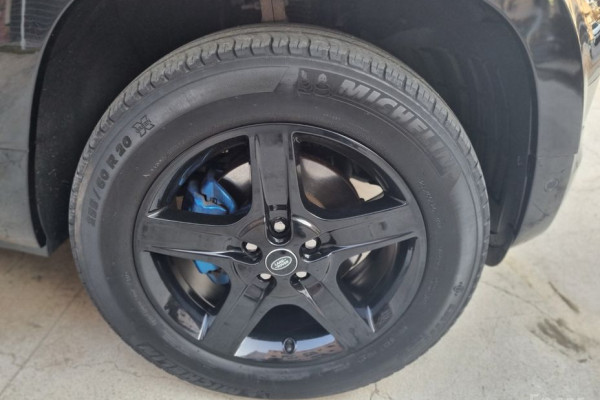 2023 Land Rover Defender с пробегом 45 489 км