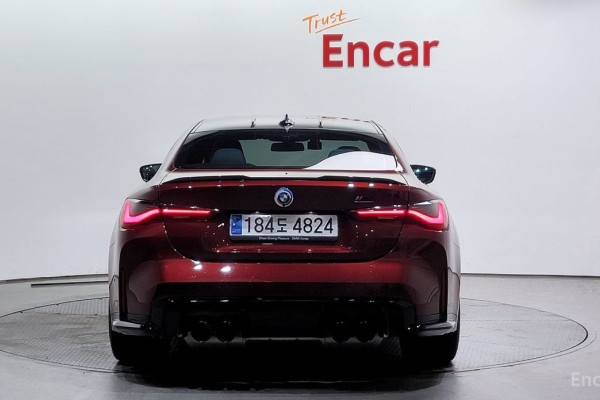 2023 BMW M4 с пробегом 14 767 км