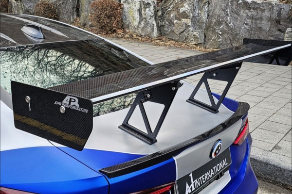 2023 BMW M4 с пробегом 68 700 км