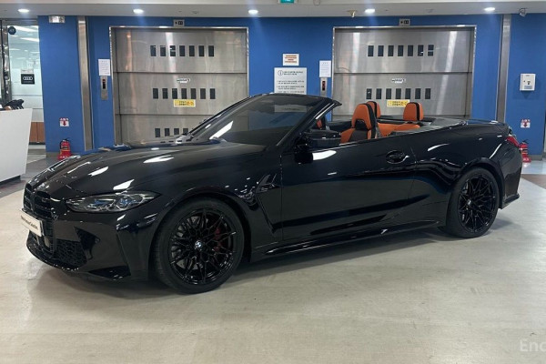 2023 BMW M4 с пробегом 49 447 км