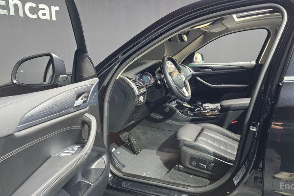 2024 BMW X4 с пробегом 16 243 км